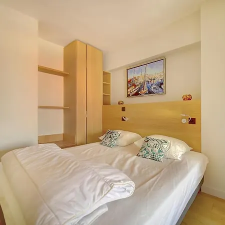 Ghd4 - 2 Pieces, Residences Du Grand Apartment *